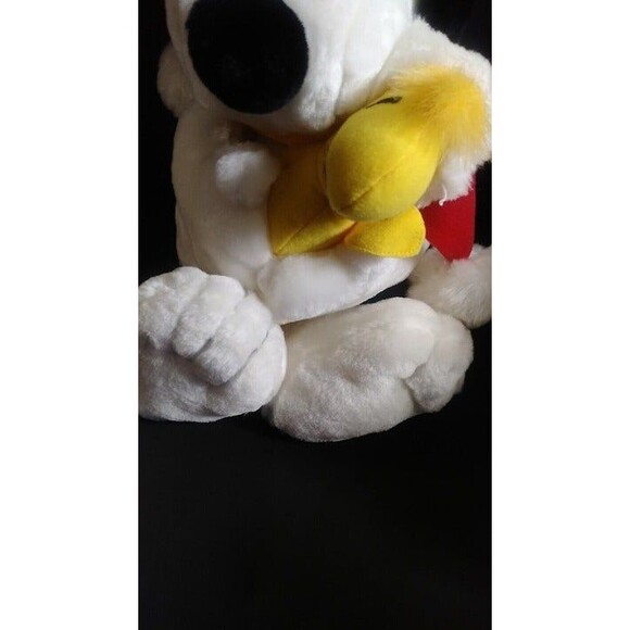 Applause Peanuts Holiday Snoopy hugging Woodstock Christmas 18'' Stuffed Animal - Picture 6 of 10